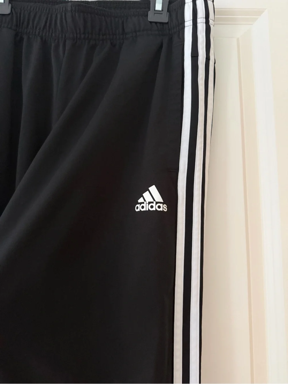 Adidas Men’s Black 3-Stripes Track Pants Size M Straight Leg